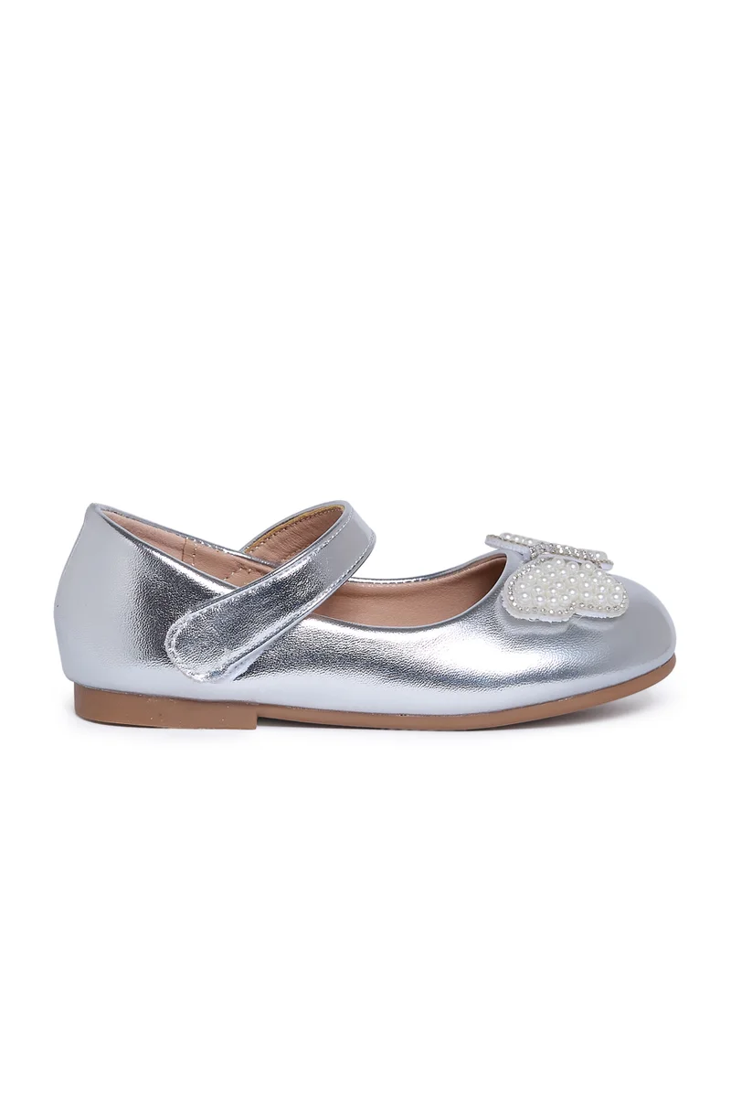 جيومني أحذية جيومني للراقصات للفتيات الرضعات – أحذية ناعمة مغلقة الأصابع للبنات الصغيرات، ملابس يومية مريحة ومناسبات خاصة